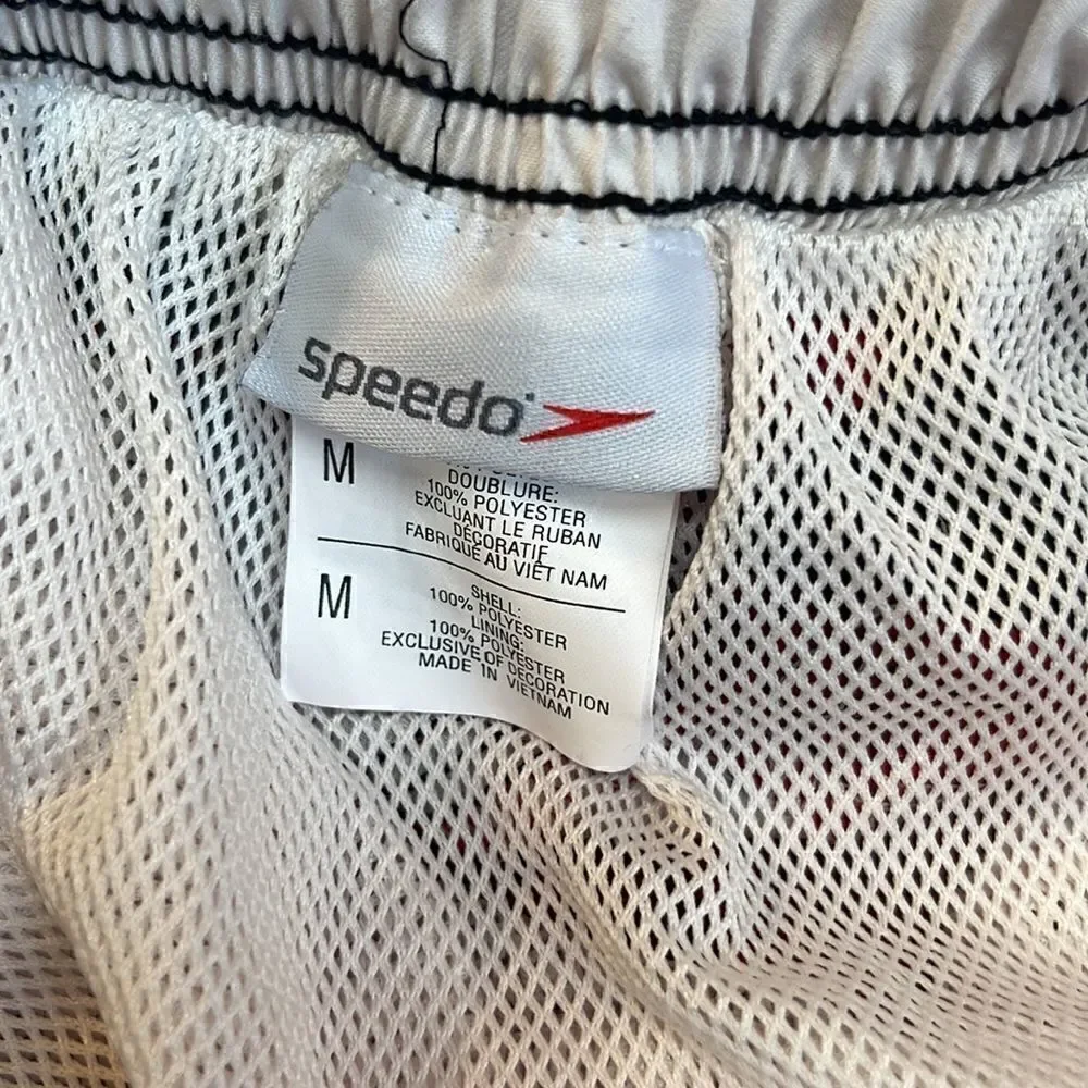 Speedo Mens swim trunks.  Size medium.